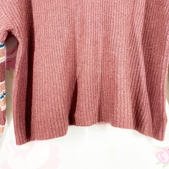 American Eagle Outfitters AEO Maroon V Neck Long Sleeves Knit Sweater M - Picture 3 of 10